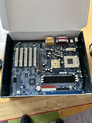 Gigabyte Motherboard GA-7DXE  Socket 462 3xDDR AMD 761 ATX - Image 1 of 3