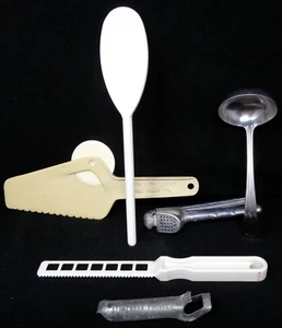 6 Miscellaneous Vintage Utensils - Picture 1 of 9
