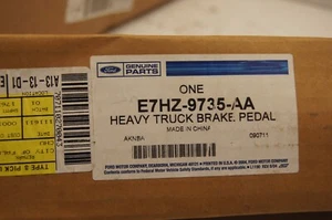 OEM E7HZ-9735-AA Accelerator Gas Pedal for Ford Heavy Duty Truck Bus New - Bild 1 von 6