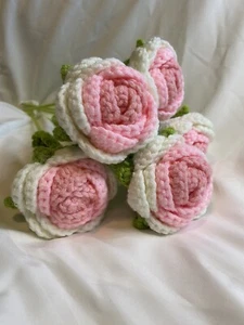 Crochet Knitted Pink Rose Flower Bouquet New Handmade Gift For Her - Picture 1 of 4