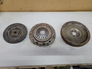 Volkswagen Jetta Beetle Golf Passat 2.5L Clutch Kit With Flywheel 07K141015D OEM - Picture 1 of 9