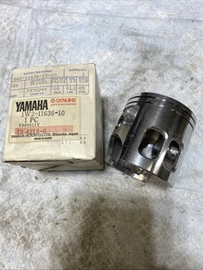 NOS Yamaha New OEM NOS Piston Only .50 Over  1978-79 IT175 1W2-11636-10-00 Bin Z - Bild 1 von 3