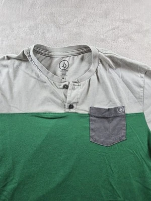 Volcom T Shirt Mens Large Henley Pocket Short Sleeve Logo Skate Surf *Read - Image 1 of 4