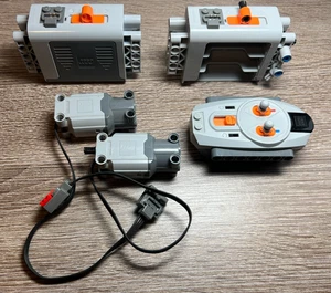 LEGO Power Functions Battery Box IR Remote Control 8881 8885 LOT OF 5 AUTHENTIC - Picture 1 of 5