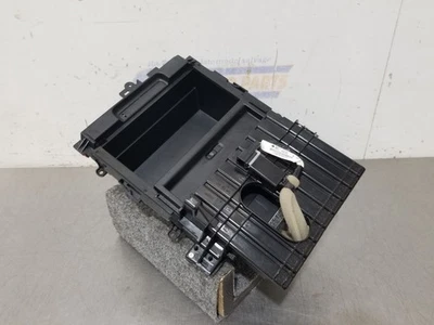 21 2021 TOYOTA CAMRY XSE FRONT CENTER FLOOR CONSOLE WIRELESS CHARGER PANEL BLACK - Image 1 of 4