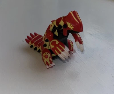 Figura de acción de juguete McDonald's Pokémon Omega Rubí Primal Groudon 2015 Foto 1 de 4