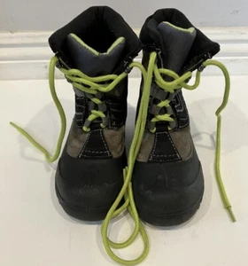 BOYS GIRLS WINTER SNOW BOOTS YOUTH SIZE 11 KIDS GRAY BLACK TARGET SKI - Picture 1 of 4