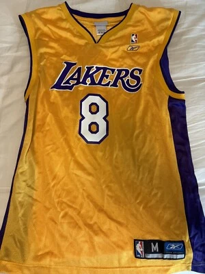 Reebok Team Apparel LA Lakers Kobe Bryant #8 Médio Veja Fotos - Imagem 1 de 4