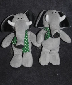 🍀Doudou Eléphant KINDER Gris Echarpe Vert Pois Peluche 24 Cm TTBE Lot de 2 - Picture 1 of 7