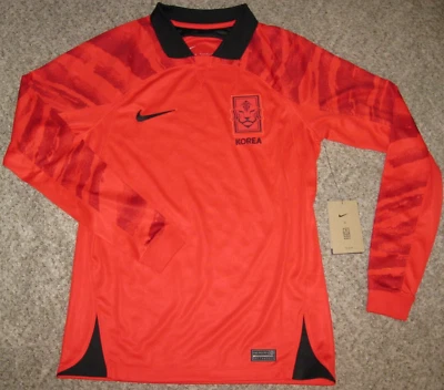South Korea Men's Small Red 2022 Nike Long-sleeve Soccer Replica Jersey - Image 1 of 4