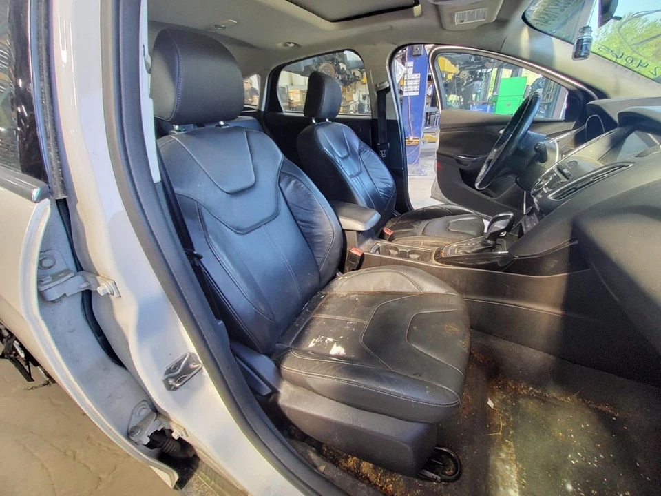 Passenger Front Seat Bucket  Leather Manual Fits 15-18 FOCUS 430368 - Изображение 1 из 1