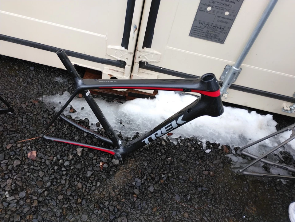 Trek 2200 Composite Carbon Fiber & Aluminum 700c Road Bike Frame Set Size 49mm - Image 1 of 1