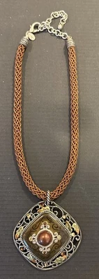 Chicos Hojas de Otoño Collar Colgante Grande Cordón Retorcido Estrás Esmalte Marrón Foto 1 de 4