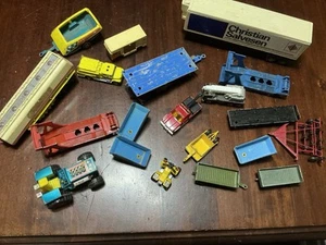 VINTAGE ANHÄNGER UND LKW LKW DRUCKGUSS SPIELZEUG METALLSPIELZEUG PROJEKTE ALT WIE BILDER - Bild 1 von 9