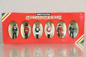BRITAINS 7248 POLICEMEN YEOMAN BEEF EATER HORSEGUARD SCOTS GUARD LIFE GUARD nz - Bild 1 von 5