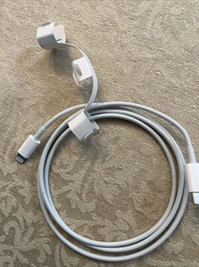 apple iphone charging cable - Photo 1 sur 5