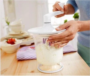 Tchibo Sahne- und Dessertbereiter Rührgerät Küchenmaschine Handrühr - Bild 1 von 1