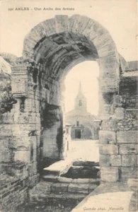 Arles - Eine Arche Der Arena - Bild 1 von 2