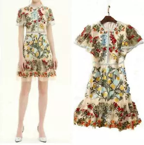 Occident Damen Runway Blume Stickerei Spitze Netz ausgestellt Ärmelkleid sexy - Bild 1 von 12
