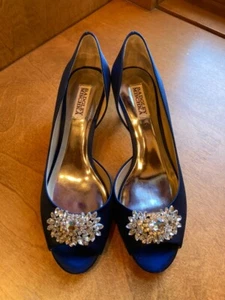 Badgley Mischka High Heel Schuhe Macie Pumps royalblau marineblau Satin Größe 9 neu im Karton - Bild 1 von 12