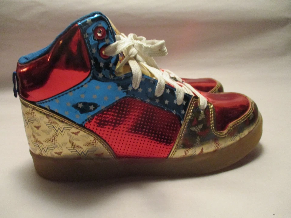 Wonder Woman Girl Youth 4 High Top Cushion Upper/Insole Light Up Sneakers w Cord - Image 1 of 4