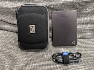 Seagate Backup Plus 4TB External Hard Drive USB 3.0 1K9APV-500 With WD Case - Picture 1 of 2