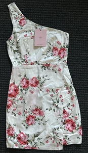 Hello Molly XS Pink White & Floral Off One Shoulder Cocktail Midi Dress BNWT - Bild 1 von 12