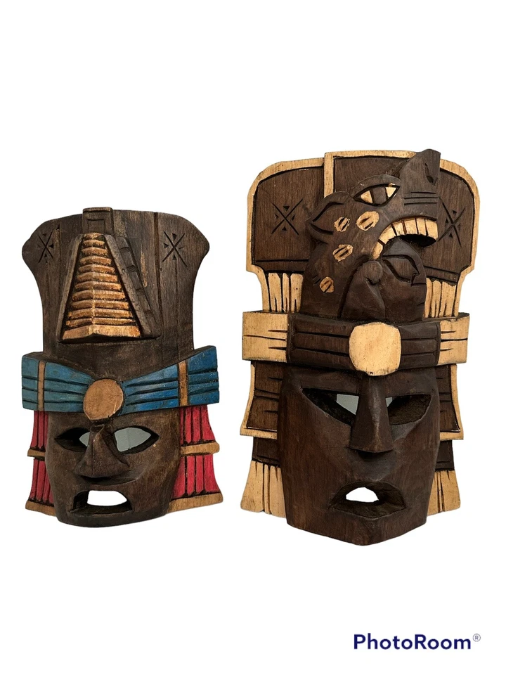 2 Máscaras de Mesa de Madera Maya Centroamericana Foto 1 de 4