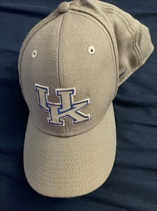UK University of Kentucky Wildcats Hat Cap Strapback Captivating Headgear Adult - Picture 1 of 9