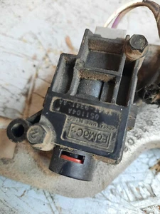 Ford Mercury inertia fuel cut off control FoMoCo switch XW4T-9341-AA - Picture 1 of 1