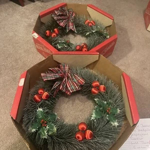 Vtg Mountain King Christmas Wreaths Red Balls with bows In Original Box Set Of 2 - Picture 1 of 12