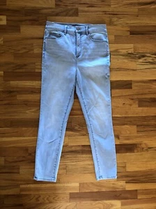 Ann Taylor The Skinny Highest Rise Jeans 8 Light Wash - Picture 1 of 3