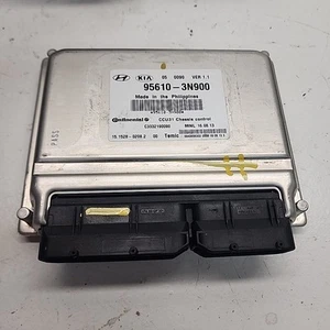 2014 2015 2016 Hyundai Equus Air Ride Suspension Control Module || 95610-3N900 - Picture 1 of 7