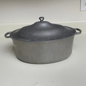 VINTAGE Oval CLUB ALUMINUM WARE Roaster Dutch Oven Pan w/ Lid, 13" x 9" x 5" - Picture 1 of 18