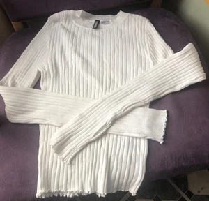 Suéter H&M Mujer Pequeño Blanco Acanalado Borde Lechuga Manga Larga Pullover - Imagen 1 de 6