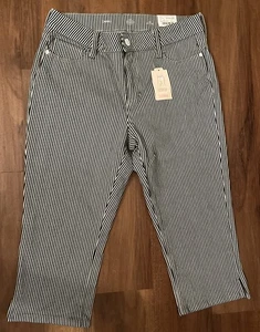 Neu mit Etikett St Johns Bay Caprihose 6 zierliche Nadelstreifen schwarz weiß weites Bein - Bild 1 von 11