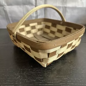 Longaberger 2016 MITTELGROSSER QUADRATISCHER KORB ZUM MITBRINGEN VINTAGE BRAUN & HELLBRAUN Nylongewebe - Bild 1 von 8