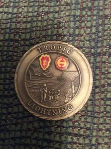 U.S. Army 25th Infantry Division Light Fighters Hawaii Tropic Lightning - Bild 1 von 2