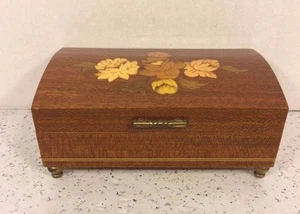 Vintage Lacquered Music Box Made to Look Like Inlay Runs Brass Legs & Handle - Picture 1 of 9