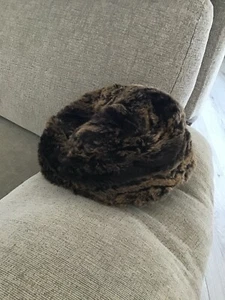 DAVID NIEPER stunning ladies brown faux fur hat - one size - Picture 1 of 1