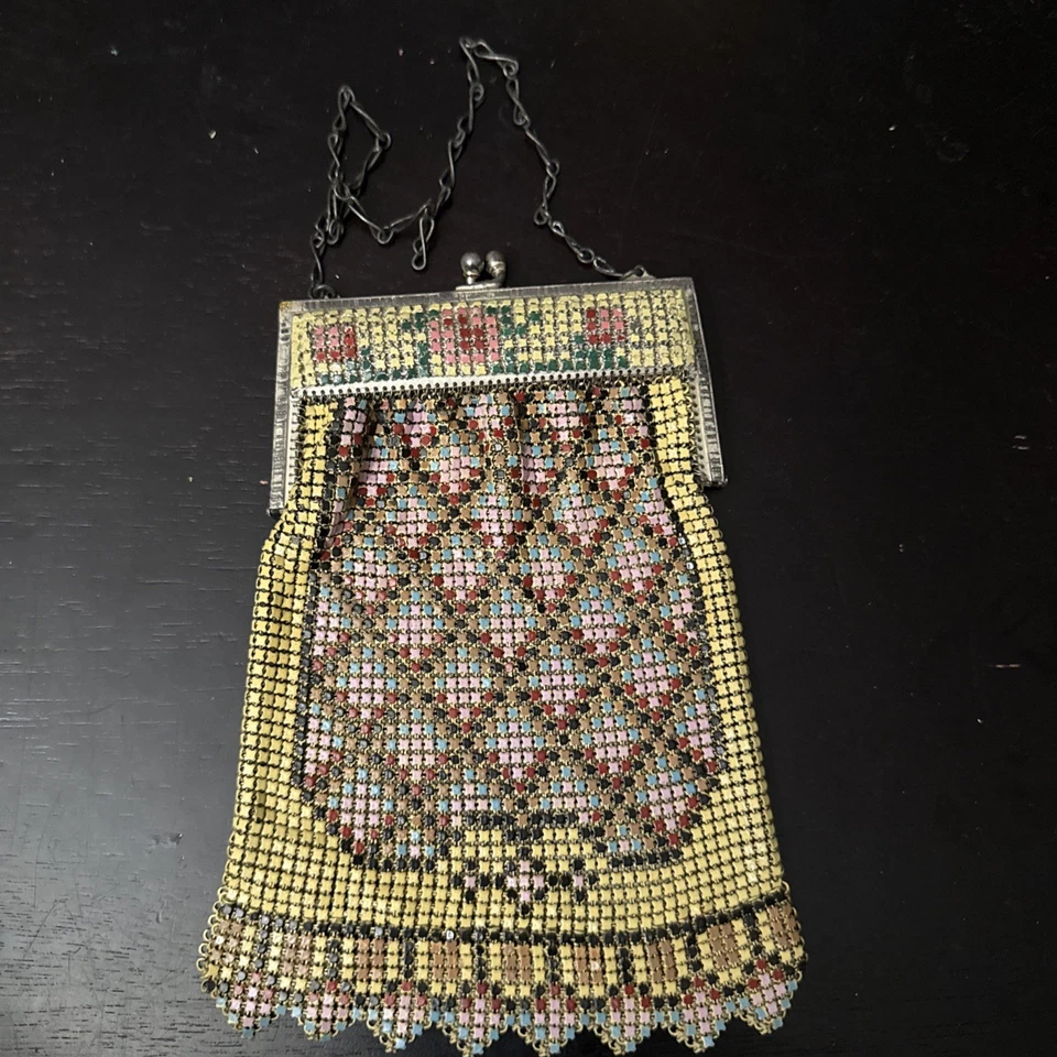 BOLSA DE MÃO DE MALHA ANTIGA COM INCRUSTAÇÃO DE ESMALTE WHITING & DAVIS ART DECO - Imagem 1 de 4