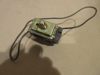 Interruptor de temperatura Ferrari 330 - Imagem 1 de 2