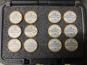 12 Bird Elements in Plastic Case - Zdjęcie 1 z 1