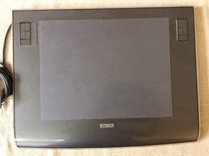 Wacom intuos 3 PTZ-930 9 1/2” X 12” Pro Graphics Tablet Used But Works Great - Picture 1 of 3