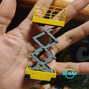 Diorama 1/64 Scale Scissor Lift Model Car Garage Repair Scene Display Prop Model - Picture 1 of 19