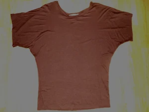 HYBRID & COMPANY NWT Dark Brown Soft Stretch Knit Short Sleeve Shirt - Size M - Picture 1 of 7