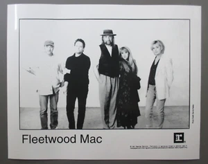 Fleetwood Mac black & white 8X10 glossy promo photo 1997 ! - Picture 1 of 1