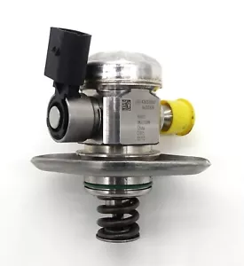 High Pressure Pump Injection Pump Genuine Mercedes M282 A2820700001 CLA N - Picture 1 of 5