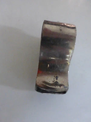 ancien sifflet metal avec bille bois H N logo encre vintage sport collection - Photo 1/4