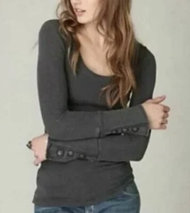 Free People Motor Cuff Thermal Top Size M Gray Chunky Button Moto Cuff - Picture 1 of 10